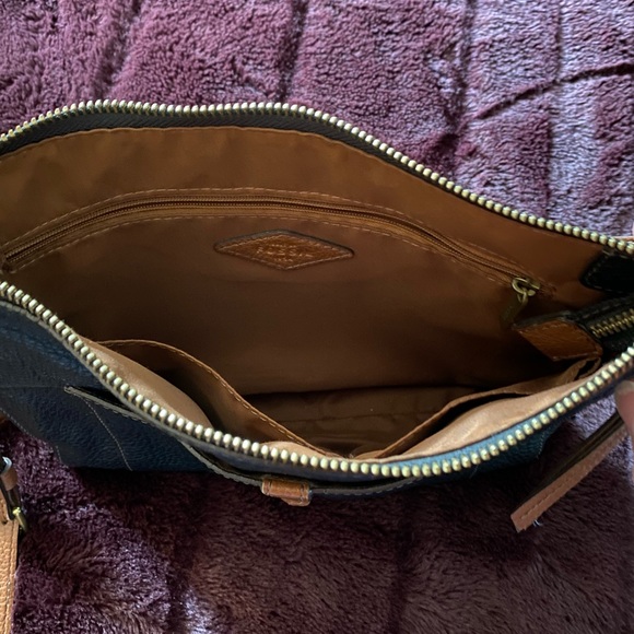 Fossil Purse - Picture 3 of 6